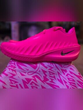 Nike Mens GT CUT 4 KY PER Hyper Vibrant Pink Athletic Sneakers
